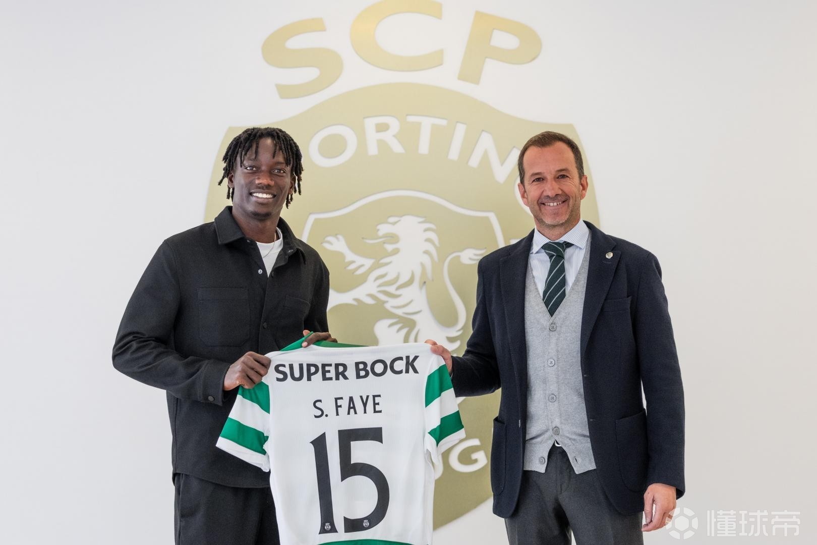 开云直播中心-转会期突围战来临，葡萄牙体育围绕欧联战术微调，气氛紧张，细节决定成败