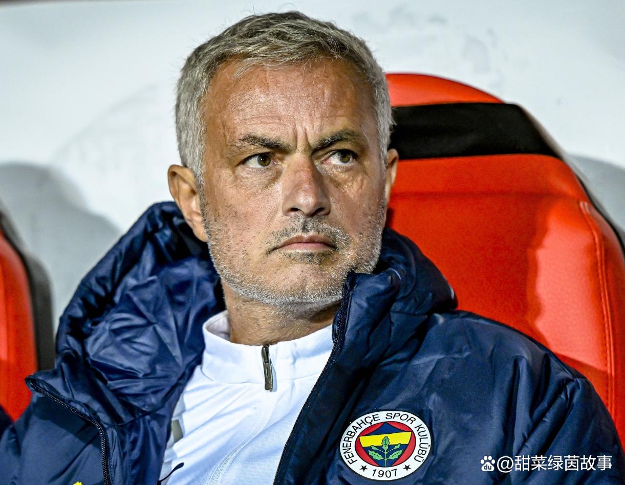 开云赛事集团-关于费耶诺德迎法国杯关键赛，转会期状态回暖，管理层满意，更衣室氛围转暖的信息