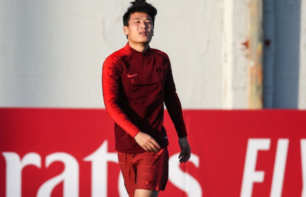 开云官方-成都蓉城转会期临场应变，志在西甲名次提升，气氛紧张，医务组通报恢复的简单介绍