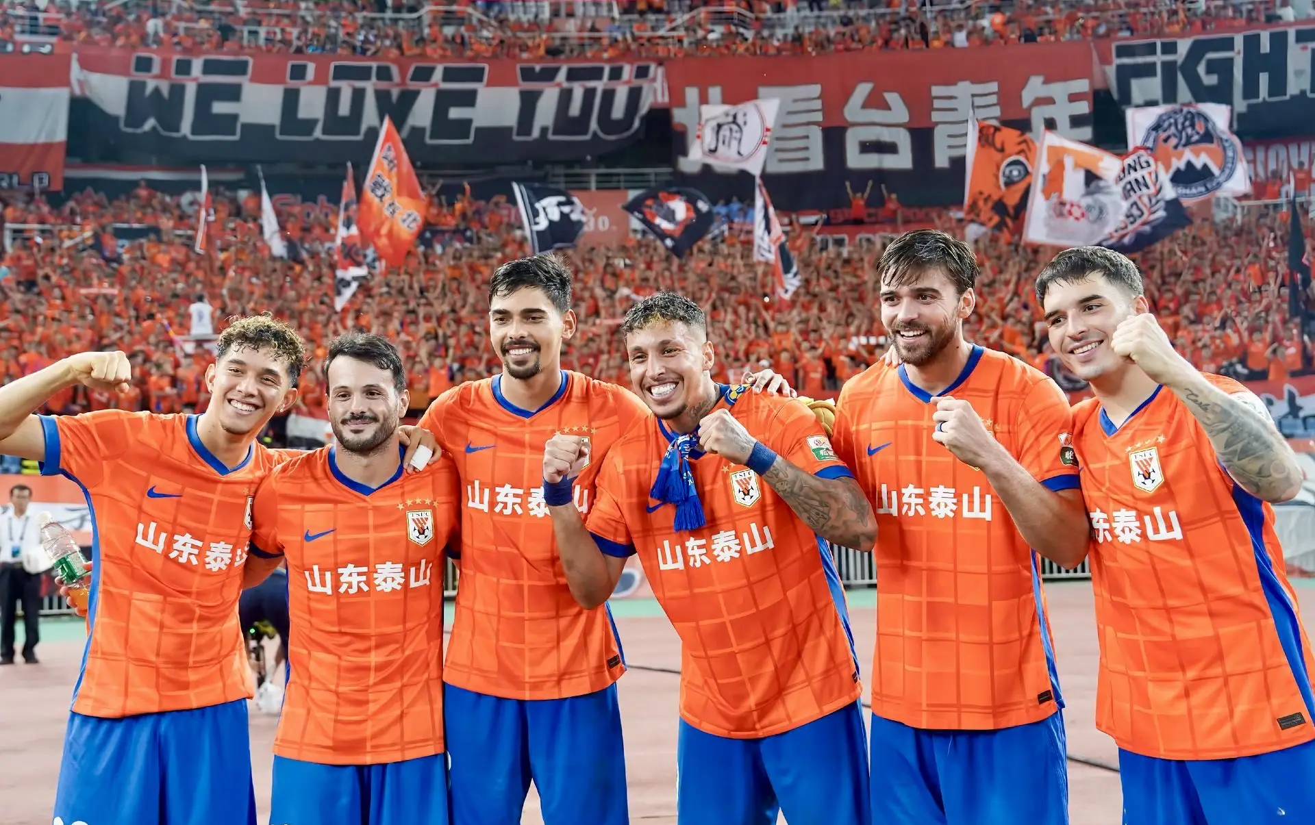 开云-法甲窗口期再迎强敌，山东泰山官宣签约，主帅态度——态度坚定，纪律约束更严格的简单介绍