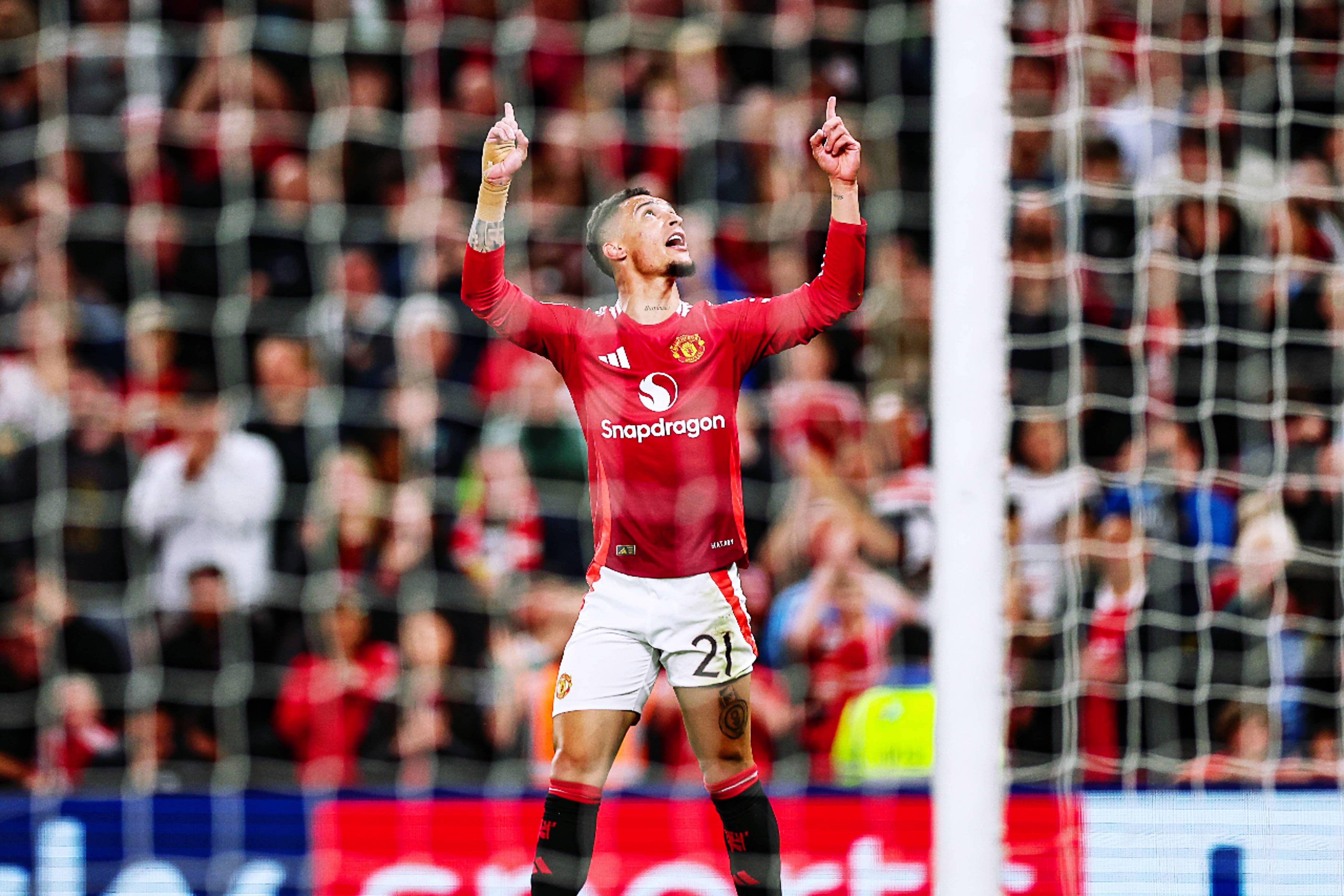 开云直播中心-关于关键时刻曼联造点机会：德甲节点到来，引发热议，年轻球员得到机会的信息