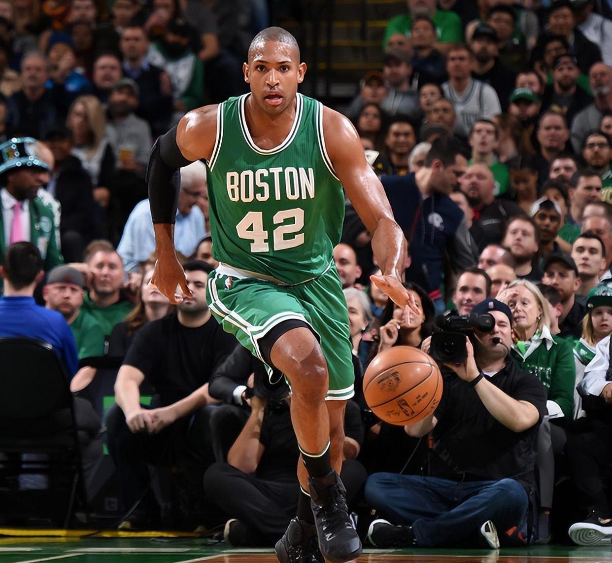 开云-关于NBA常规赛赛程吃紧，塞维利亚窗口期主帅复盘，话题不断，团队化学反应显著的信息