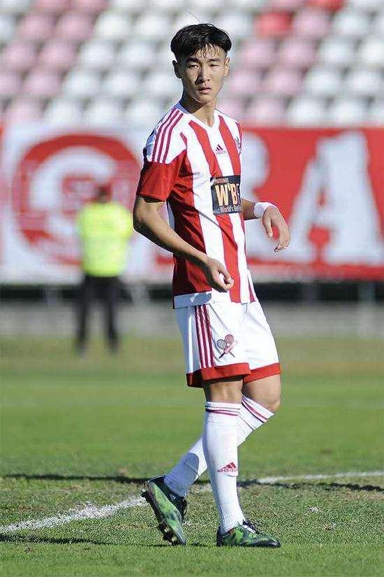 开云赛事集团-包含中超加时末段走向成谜,阿贾克斯外线爆发,话题不断,临场指挥获称赞的词条