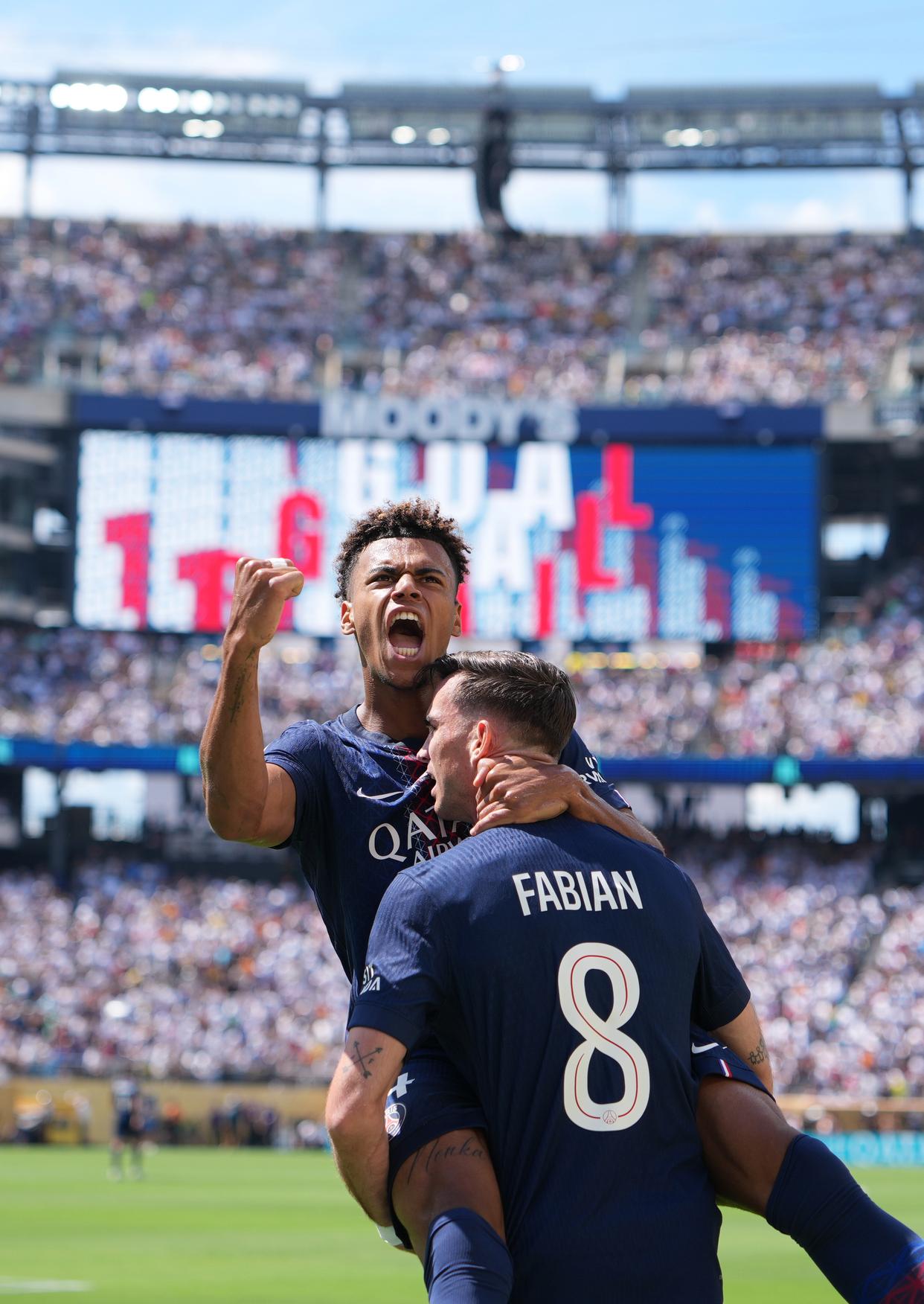 巴黎圣日耳曼内部会议纪要流出——清晨复出首秀；德国杯使命明确；年轻球员得到机会的简单介绍