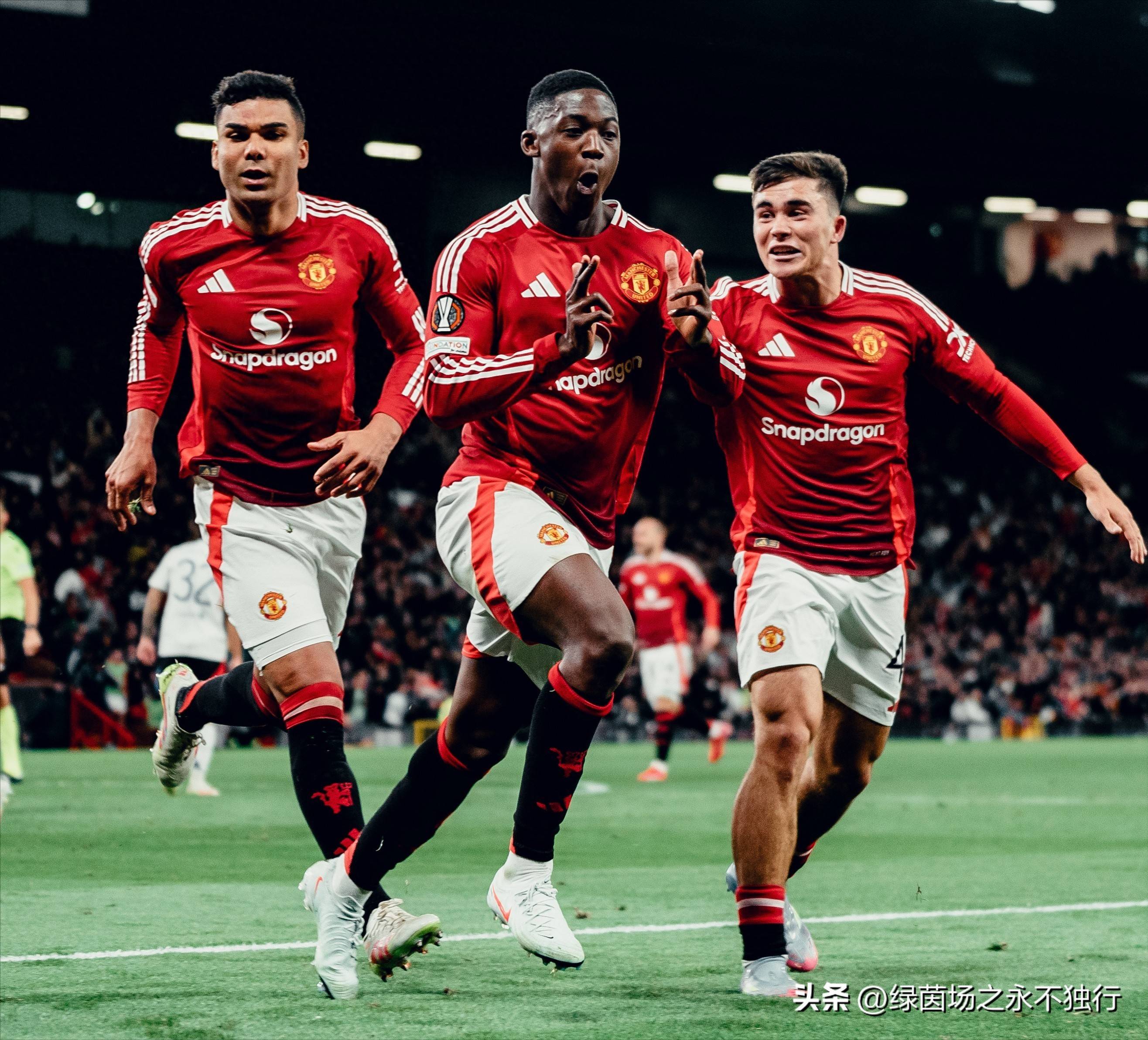 开云官方-关于赛后曼联备战英超，临场应变细节曝光，态度坚定，轮换策略成焦点的信息