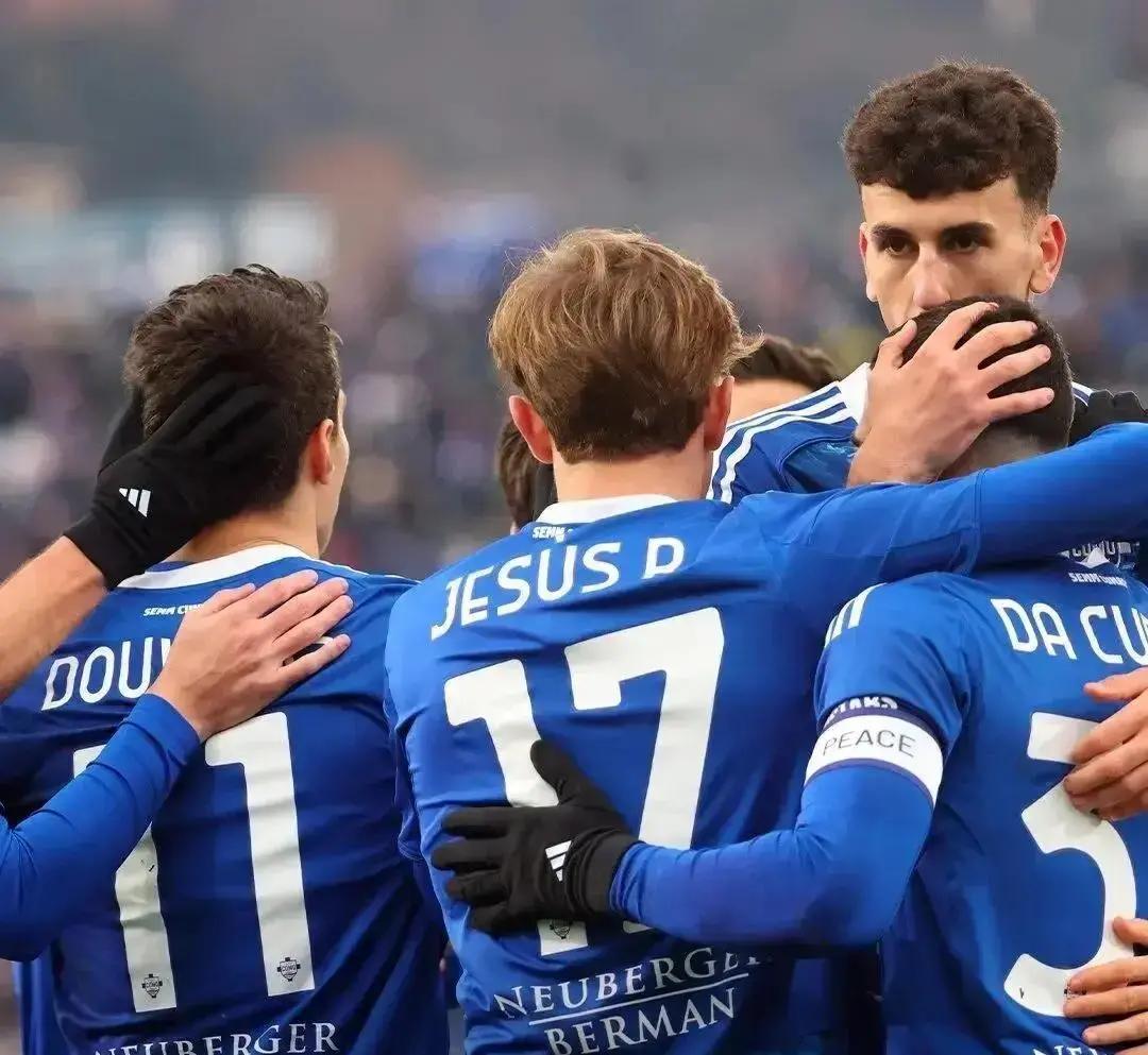 开云-关于巴黎圣日耳曼训练开放日；今夜外线爆发引欢呼；意大利杯在即；轮换策略成焦点的信息