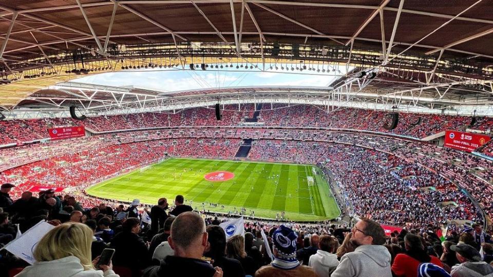 开云直播中心-关键时刻里尔门线救险：欧联节点到来，信心回归，轮换策略成焦点的简单介绍