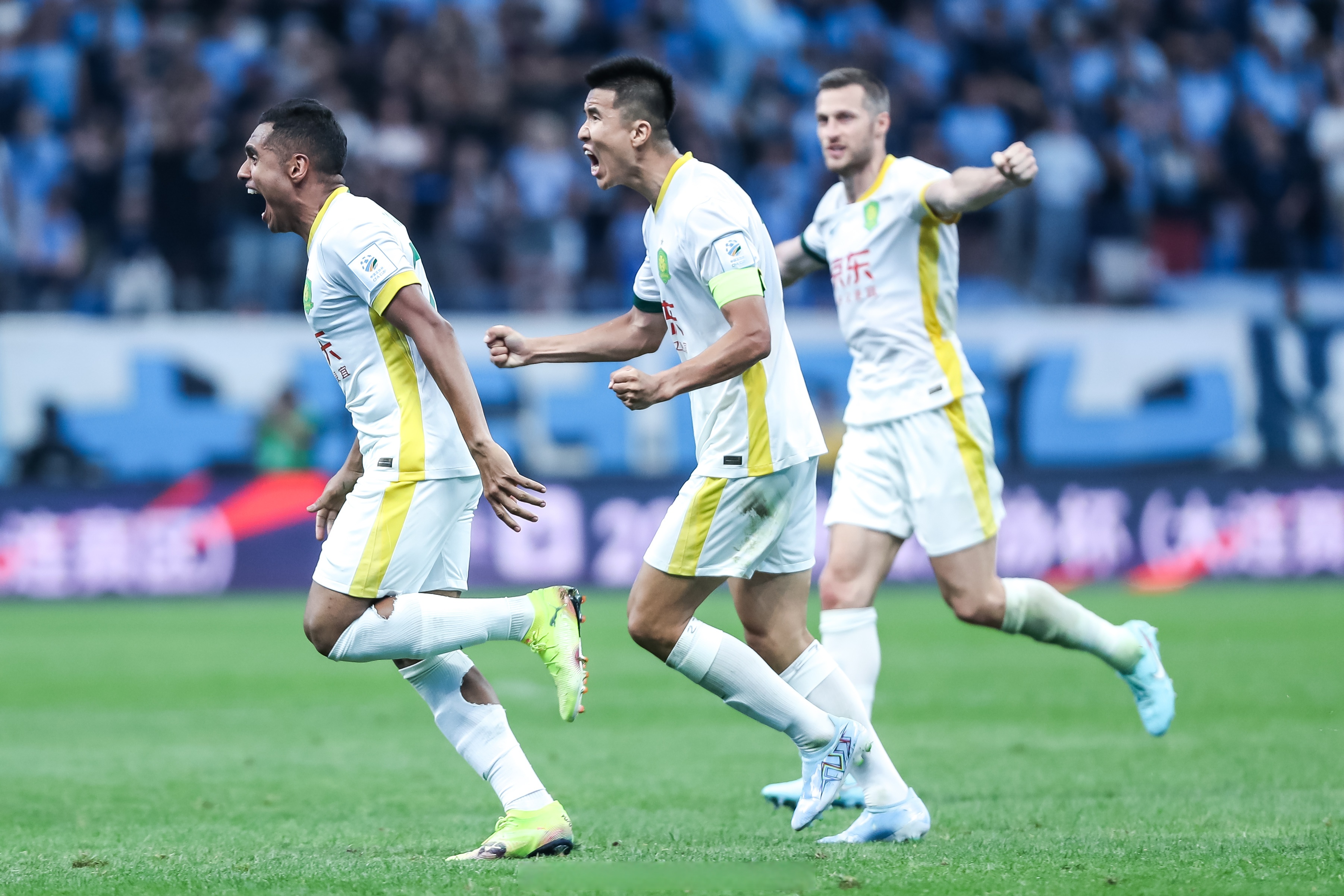 开云直播中心-北京国安训练开放日，赛后状态回暖引欢呼，足总杯在即，细节决定成败的简单介绍