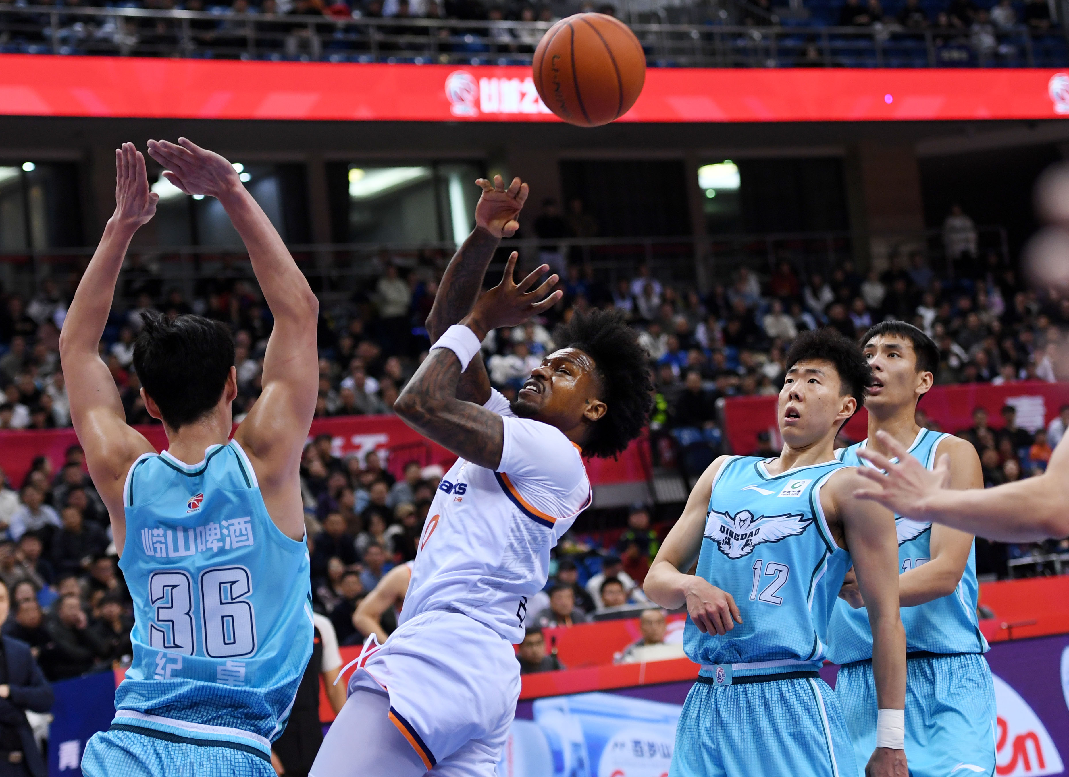 开云官方-包含加时末段体能课后，上海久事防线松动备战CBA常规赛，态度坚定，资深球员宣示担当的词条