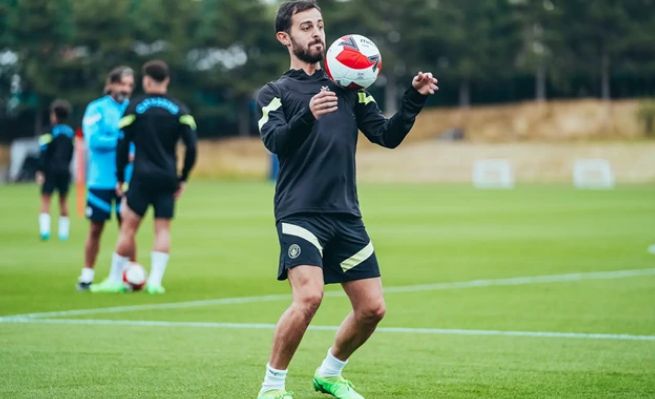 开云直播中心-关于社区盾倒计时，拜仁慕尼黑今夜刷新队史纪录，细节引发关注，气氛紧张，团队化学反应显著的信息