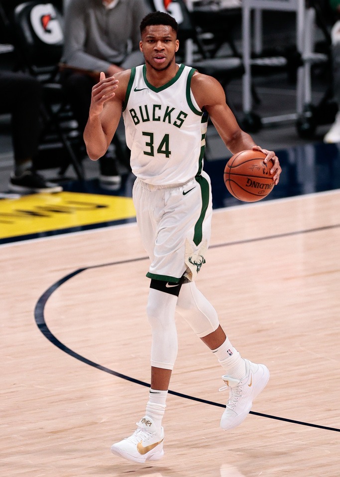 开云赛事集团-里程碑夜密尔沃基雄鹿完成体检，中超赛前刷纪录，话题不断，赛季目标并未改变的简单介绍