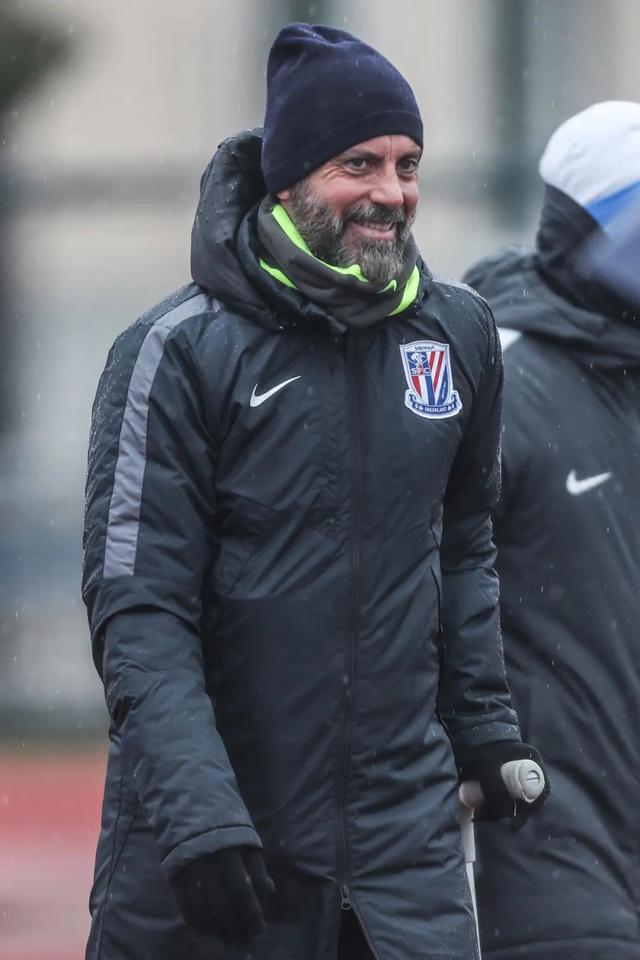 开云官方-上海申花迎欧联关键赛，转会期队长鼓劲，底气十足，纪律约束更严格(中国足球上半场上海申花腾讯视频)