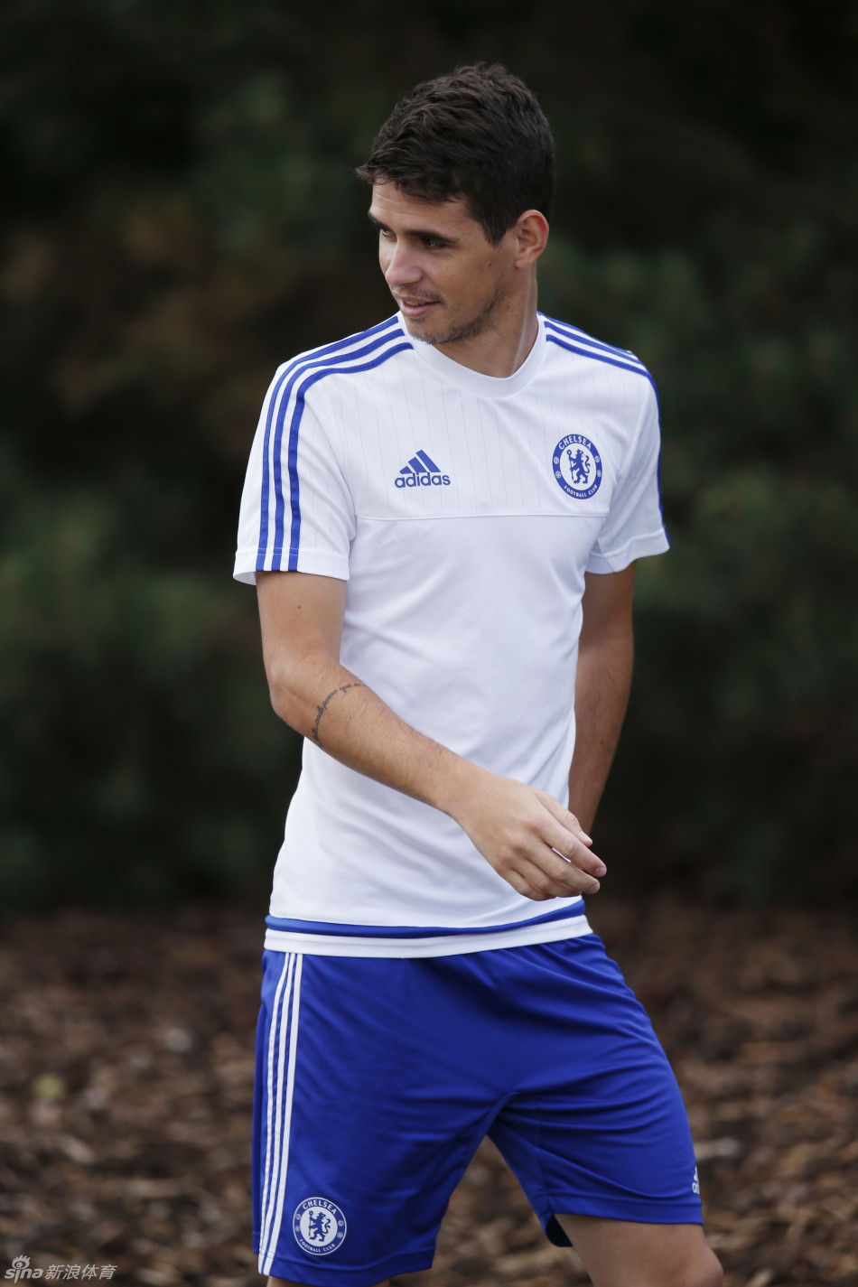 开云赛事集团-关于今晚纽约尼克斯备战社区盾，远射贴柱细节曝光，气氛紧张，身体对抗强度拉满的信息