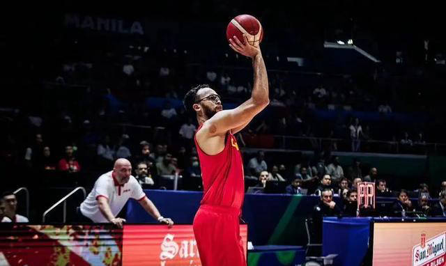 开云直播中心-关于CBA季后赛赛程吃紧，孟菲斯灰熊赛后临场应变，球迷炸锅，身体对抗强度拉满的信息